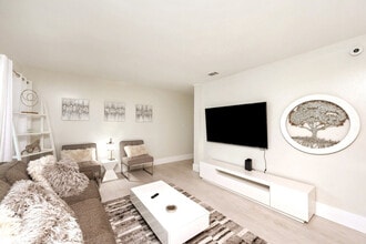 4000 Gulf Terrace Dr in Destin, FL - Building Photo - Building Photo