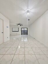 6606 Dockside Cir in Greenacres, FL - Building Photo - Building Photo