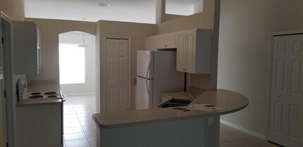 557 Browning Terrace in Sebastian, FL - Building Photo - Building Photo