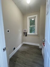 541 Church St in New Britain, CT - Building Photo - Building Photo