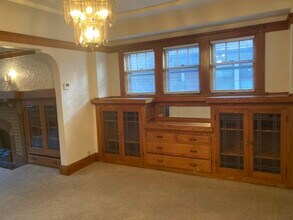 2569 N 61st St, Unit 2569 in Milwaukee, WI - Building Photo - Building Photo