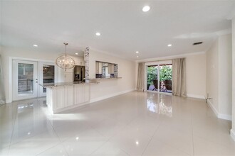 919 SW 7th St in Fort Lauderdale, FL - Foto de edificio - Building Photo