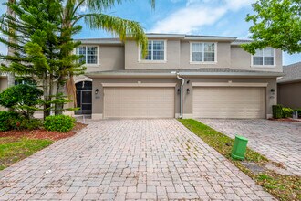 253 Catriona Dr in Daytona Beach, FL - Building Photo - Building Photo