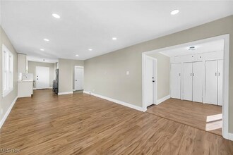 3211 W 121st St in Cleveland, OH - Building Photo - Building Photo