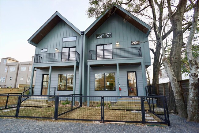 property at 1713 Summer St