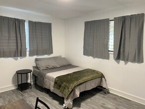 110 Iwalani St in Hilo, HI - Foto de edificio - Building Photo