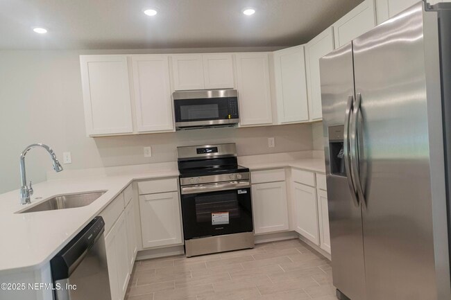 5256 Sawmill Pt Wy in Jacksonville, FL - Building Photo - Building Photo