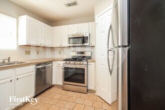 1039 Wentworth Dr in Pearland, TX - Building Photo - Building Photo