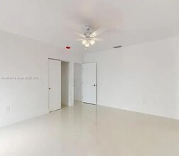 325 SW 30th Rd in Miami, FL - Building Photo - Building Photo