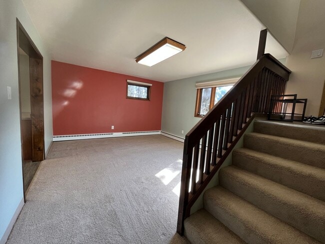 560 Wigwam Way in Fairbanks, AK - Building Photo - Building Photo