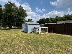 101 Tabler Dr in Seguin, TX - Building Photo - Building Photo