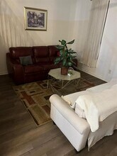 1207 S Beach Cir in Kissimmee, FL - Building Photo - Building Photo