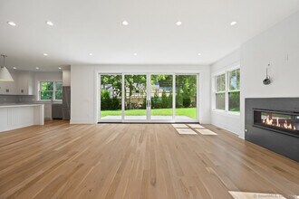 8 Jama Ln in Stamford, CT - Building Photo - Building Photo