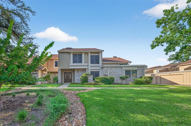 11504 Village Pl Dr