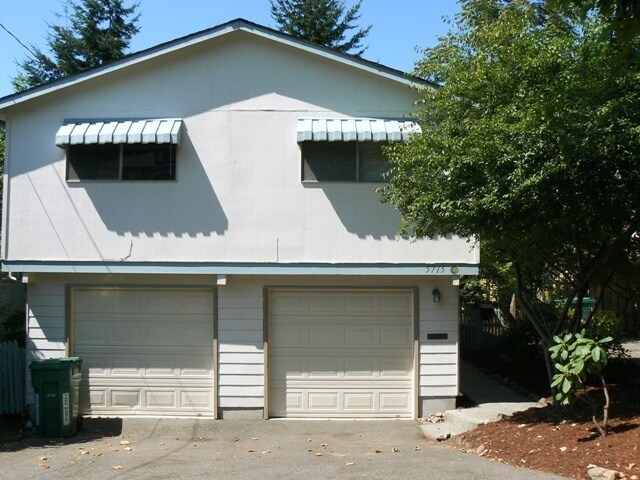 5715 29th Ave NE in Seattle, WA - Building Photo