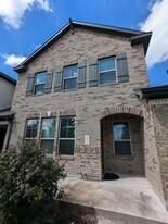 7220 Wyoming Springs Dr in Round Rock, TX - Building Photo