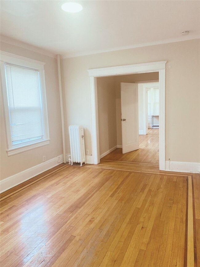 832 Calhoun Ave
