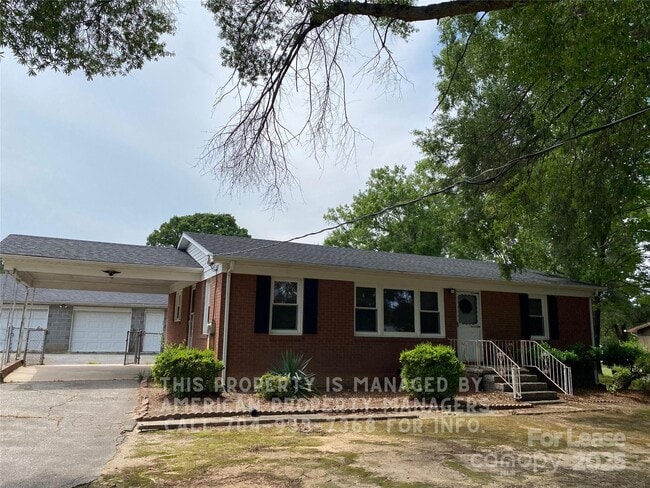 property at 508 Villa St