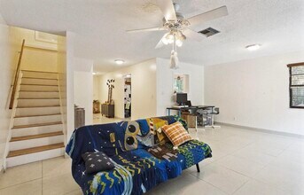 2180 S Seacrest Blvd in Boynton Beach, FL - Building Photo - Building Photo