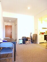 23 Davis Ave in Brookline, MA - Building Photo - Building Photo