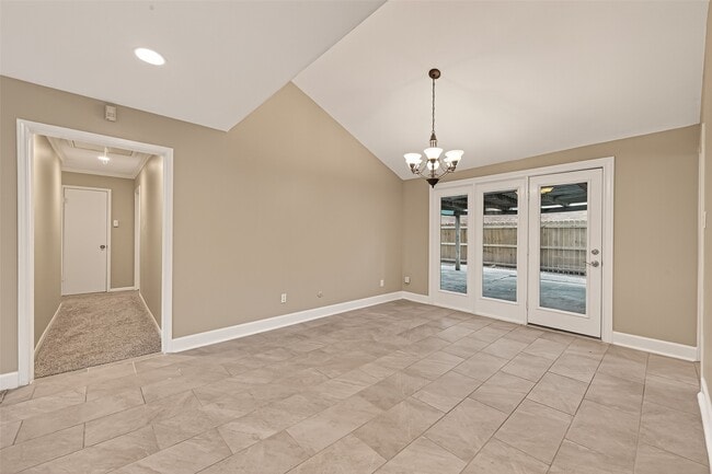 11923 Briar Forest Dr