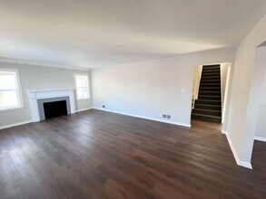 3807 Denwood Dr in Indianapolis, IN - Building Photo - Building Photo