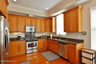 1111 1st St N in Jacksonville Beach, FL - Building Photo - Building Photo