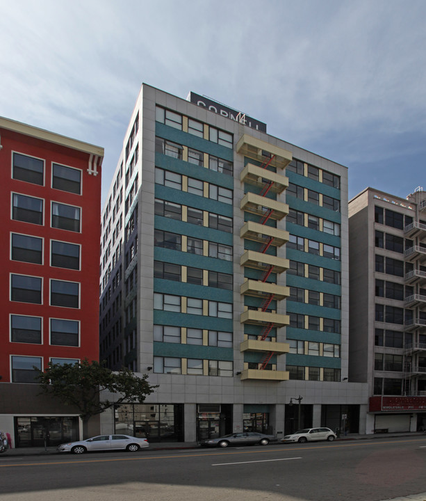 Santee Village in Los Angeles, CA - Foto de edificio