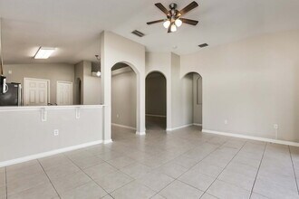 12006 Butler Woods Cir in Riverview, FL - Building Photo - Building Photo