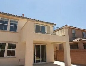 7204 Mountain Den Ave in Las Vegas, NV - Building Photo - Building Photo