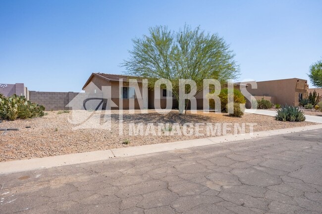 11730 W Obregon Dr in Arizona City, AZ - Building Photo - Building Photo