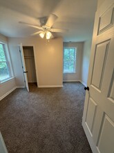 1324 Charleston Ave in Portsmouth, VA - Foto de edificio - Building Photo