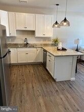 376 E Main St in New Holland, PA - Building Photo - Building Photo