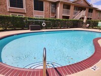1311 Antoine Dr photo'