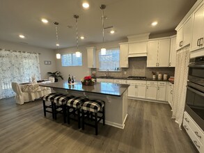 7125 Crested Iris Pl in Durham, NC - Building Photo - Building Photo