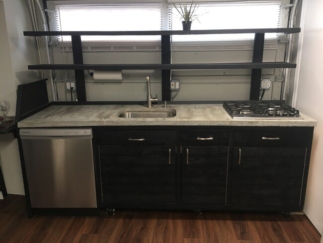 415 9th St, Unit #1 in Palisades Park, NJ - Foto de edificio - Building Photo