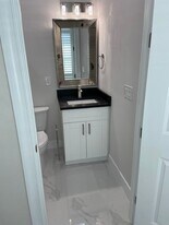 3677 37th Ave NE in Naples, FL - Building Photo