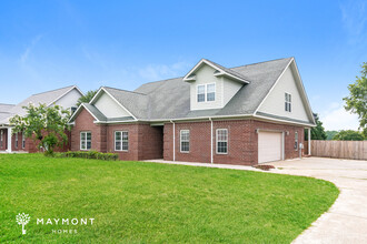 530 Southland Trail in Byron, GA - Building Photo - Building Photo