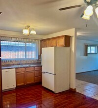 174 Paramount Dr in Wood Dale, IL - Building Photo - Building Photo
