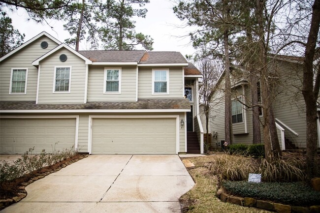 31 N Walden Elms Cir
