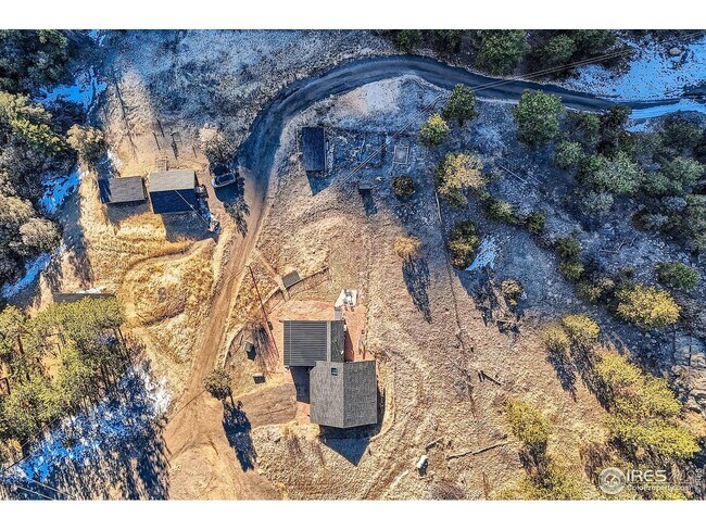 9590 N St Vrain Ave in Lyons, CO - Building Photo - Building Photo