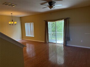 6208 Clifton Palms Dr in Tampa, FL - Building Photo - Building Photo