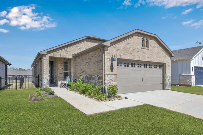 property at 9906 Monarch Lndg Cv