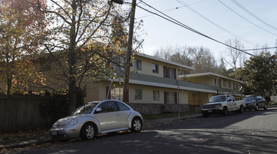 Brook Garden Apartment in Lafayette, CA - Building Photo - Building Photo