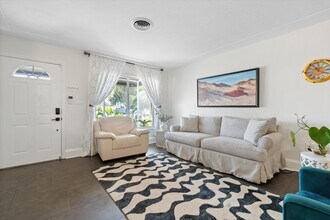 2508 Britannia Rd in Sarasota, FL - Building Photo - Building Photo