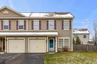 2817 Hoffman St in Plano, IL - Building Photo