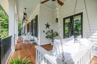 132 Mt Vernon Dr in Decatur, GA - Building Photo - Building Photo