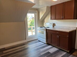 743 N Eddy St in Eau Claire, WI - Foto de edificio - Building Photo