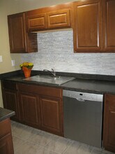 32 Haida Dr in Aurora, ON - Building Photo - Building Photo