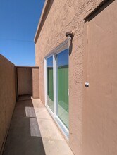 1477 E 27th Ave, Unit 4 in Apache Junction, AZ - Foto de edificio - Building Photo